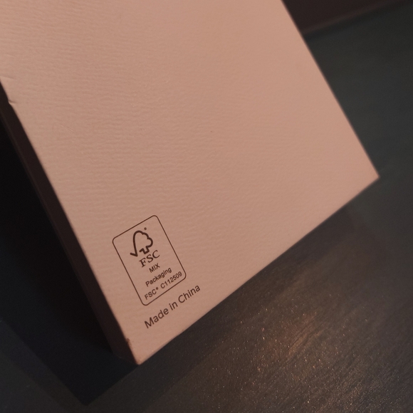 Pandora Moments Sparkling Snowflake Clasp Bangle NWT, NIB, SOLD-OUT ONLINE - Picture 6 of 6